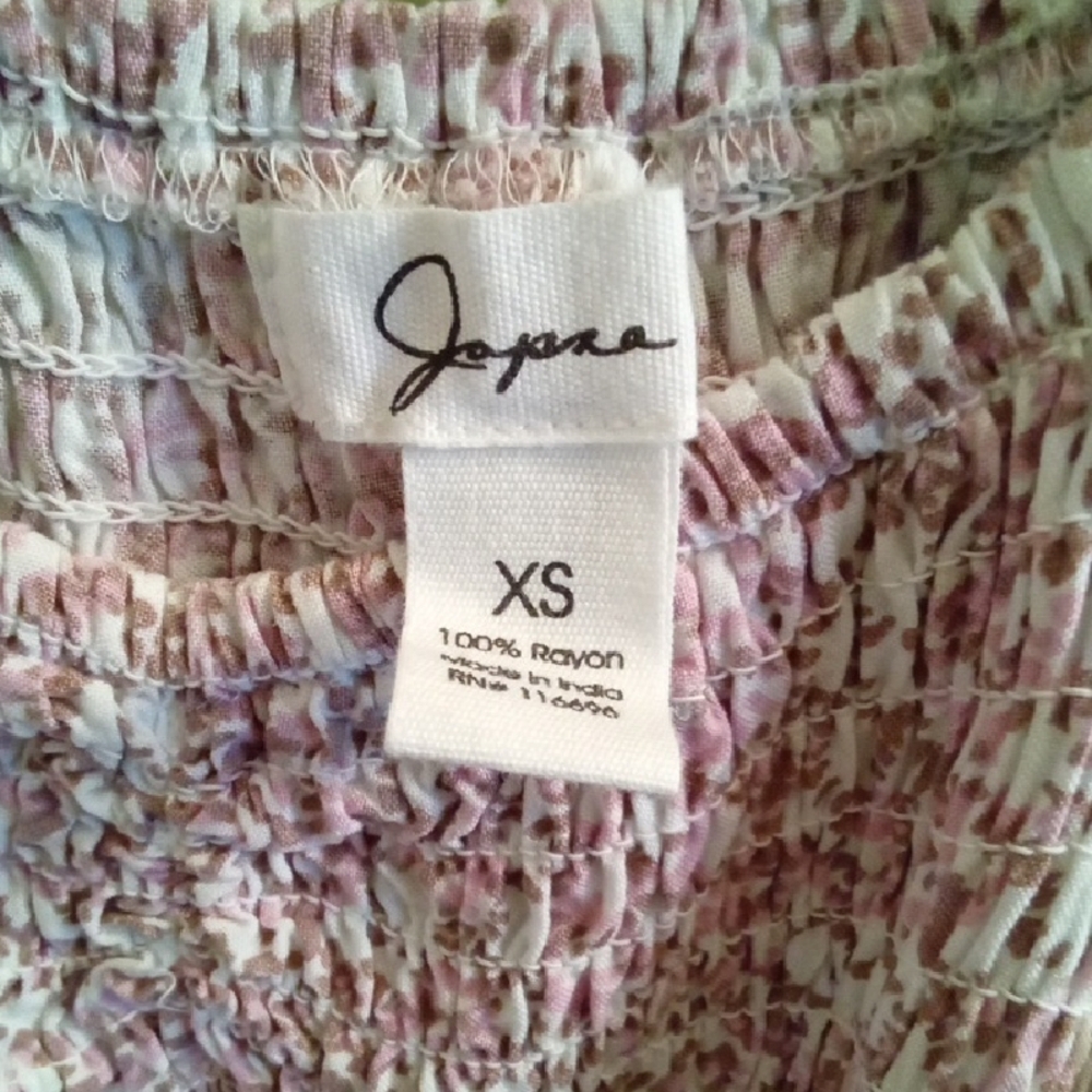 Womans XS Japna Pink Floral Midi Dress Puffy Sleeved Lightweight Spring Summer - Picture 2 of 4
